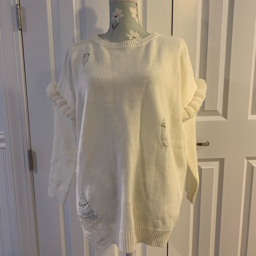 Reveuse white sweater